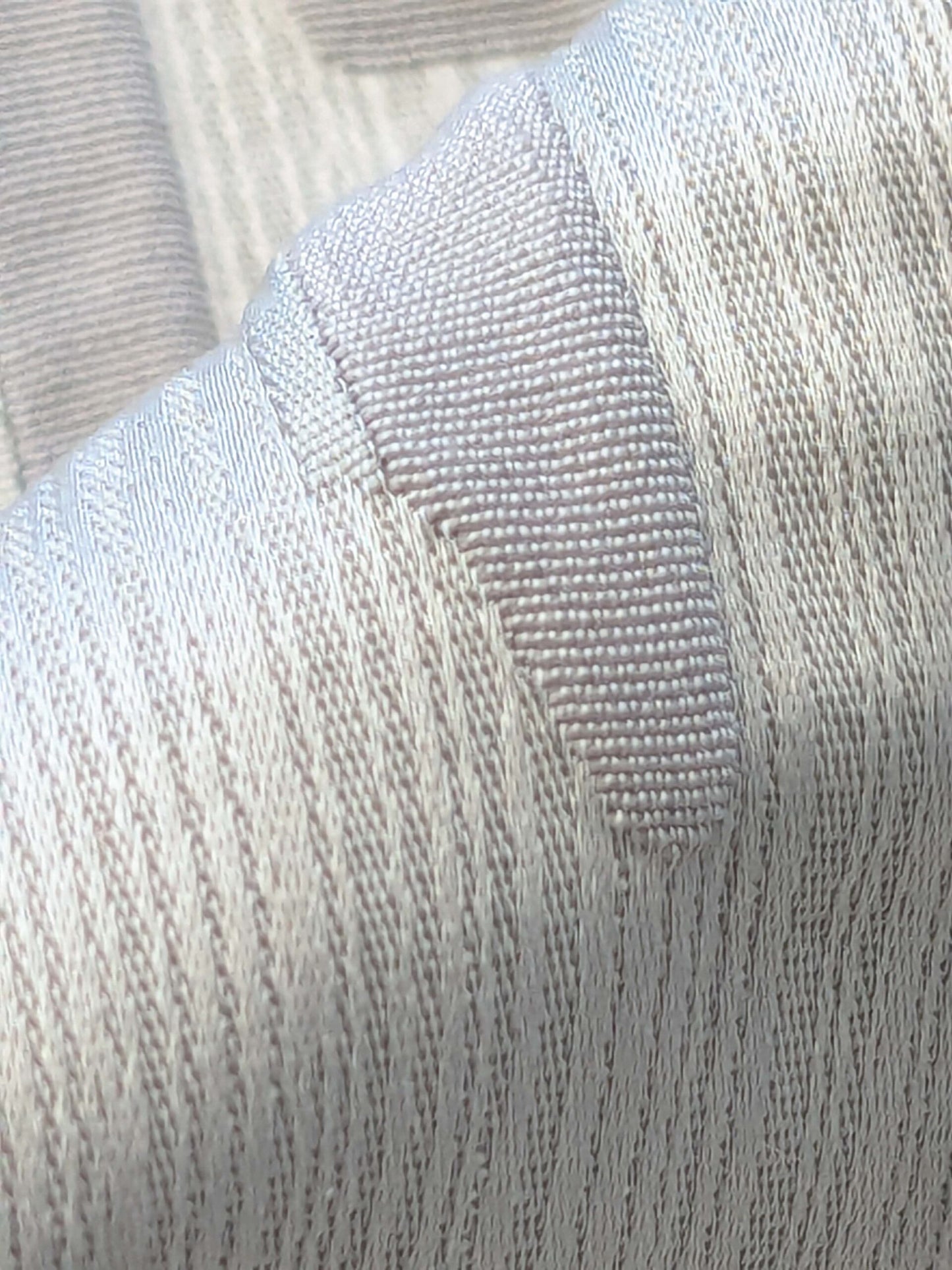 9 EV39 2.4y Scalamandre Tableau Glacier Gray Jacquard Geometric Graphic MSRP USD330/y