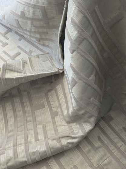 9 EV39 2.4y Scalamandre Tableau Glacier Gray Jacquard Geometric Graphic MSRP USD330/y