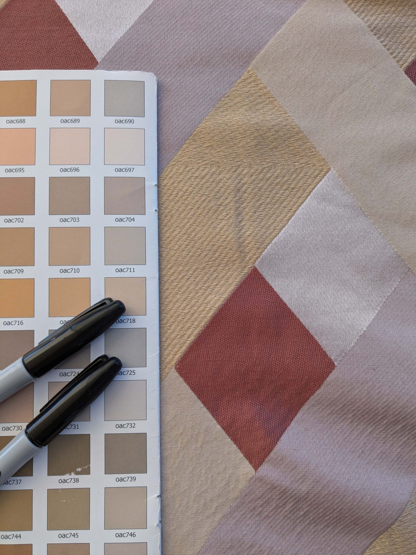 16 EV39 Scalamandre 2.4y Lelievre Paris M1 Poudre White Yellow Diamond Geometric Jacquard MSRP USD 500+/y