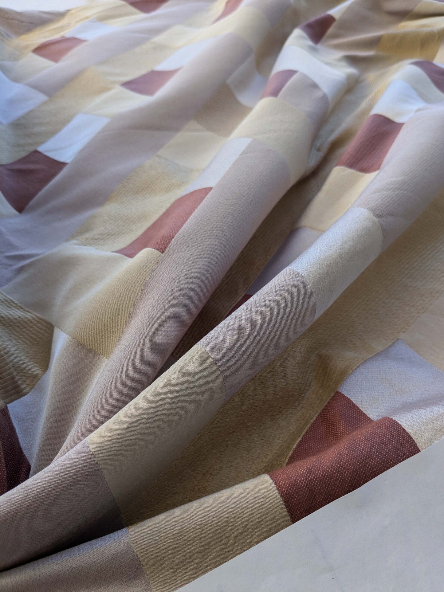 16 EV39 Scalamandre 2.4y Lelievre Paris M1 Poudre White Yellow Diamond Geometric Jacquard MSRP USD 500+/y