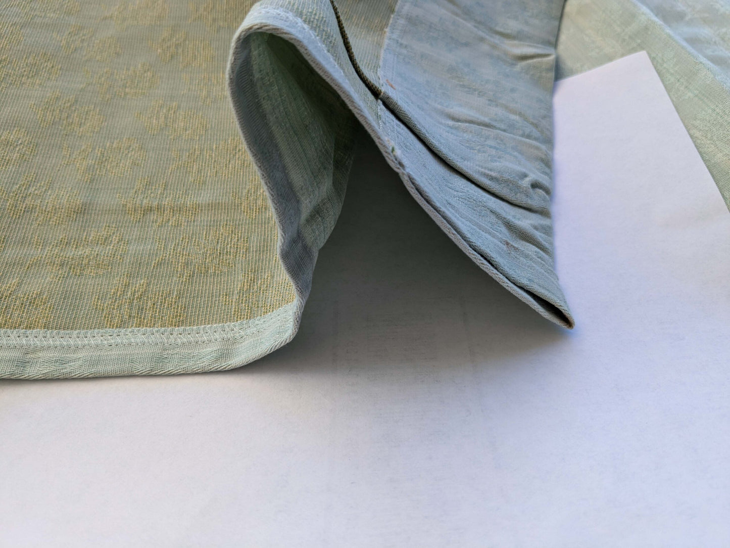 19 EV39 2.4y Scalamandre Petite Fleur Strie Blue Damask  Floral Cotton Viscose Solid