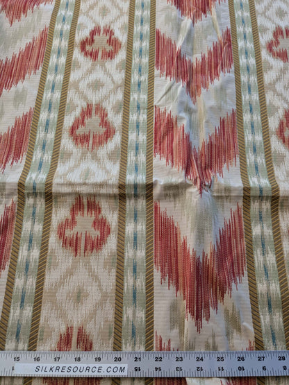 21 EV39 2.4y Scalamandre Lisere Ungherese Rigato Rosso Ikat Stripe