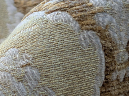 23 EV39 2.2 yards Scalamandre Ecussons Gold Medallion Artichoke Art Deco Renaissance Heavy MSRP USD480/y