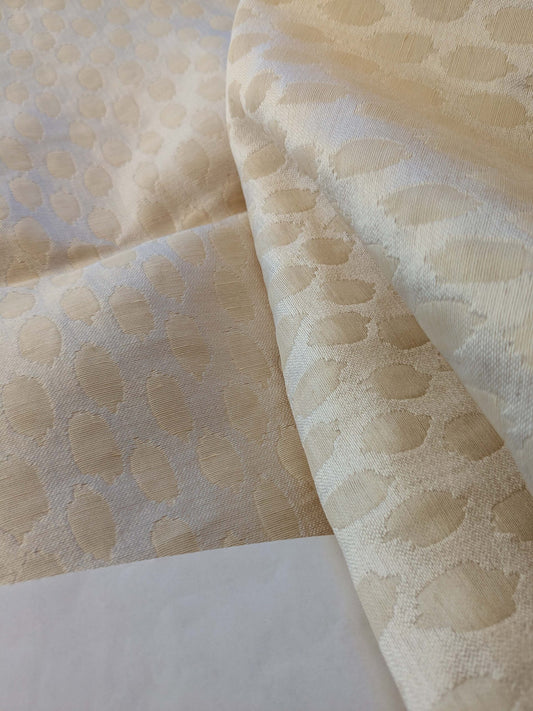 10 EV40 2.5y x 52" with Cut Corner Scalamandre Brocade Beige Small Scale Dot