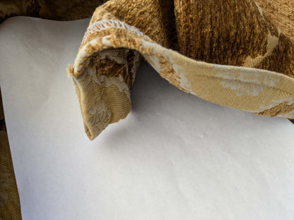 17 EV40 2.4yards x 52"W Scalamandre Ecussons Gold Medallion Artichoke Art Deco Renaissance Heavy MSRP USD480/y