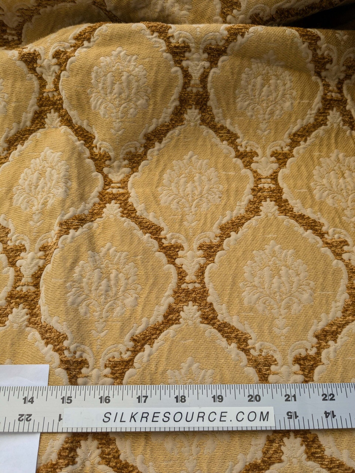 17 EV40 2.4yards x 52"W Scalamandre Ecussons Gold Medallion Artichoke Art Deco Renaissance Heavy MSRP USD480/y