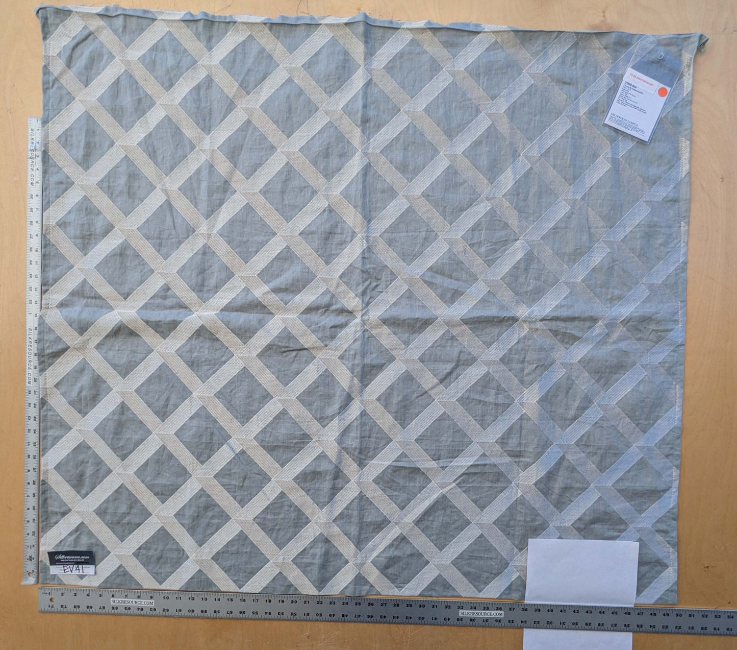 5 EV41 1.2yd x 51"w Scalamandre Lattice Embroidery Zinc Gray Linen Viscose Diamond Geometry