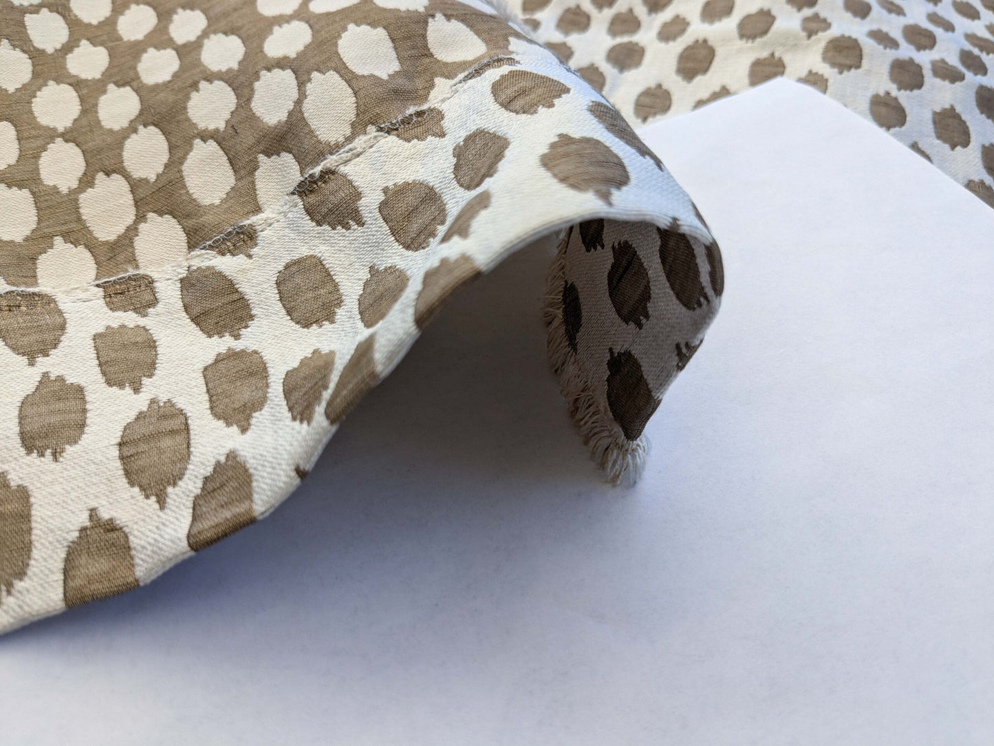 7 EV41 2.4yd x 55"wScalamandre Savanna Sheer White Brown Dot Circle MSRP USD 430/y