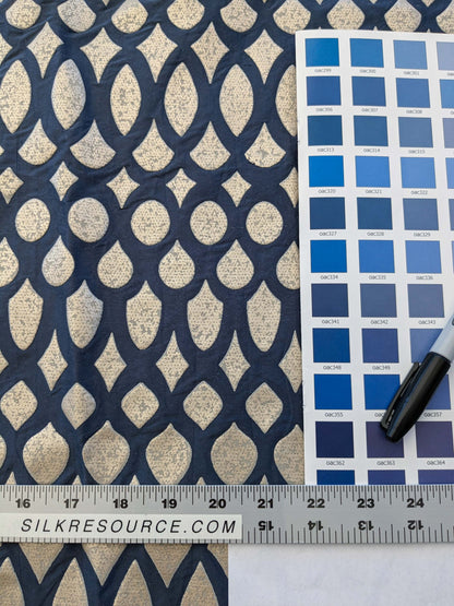 9 EV41 2.4yard x 53" Scalamandre Christian Fischbacher Indorato Royal Blue Beige Silk Print Ogee Fretwork Lattice MSRP USD700+/y