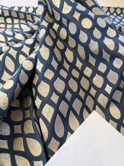 9 EV41 2.4yard x 53" Scalamandre Christian Fischbacher Indorato Royal Blue Beige Silk Print Ogee Fretwork Lattice MSRP USD700+/y