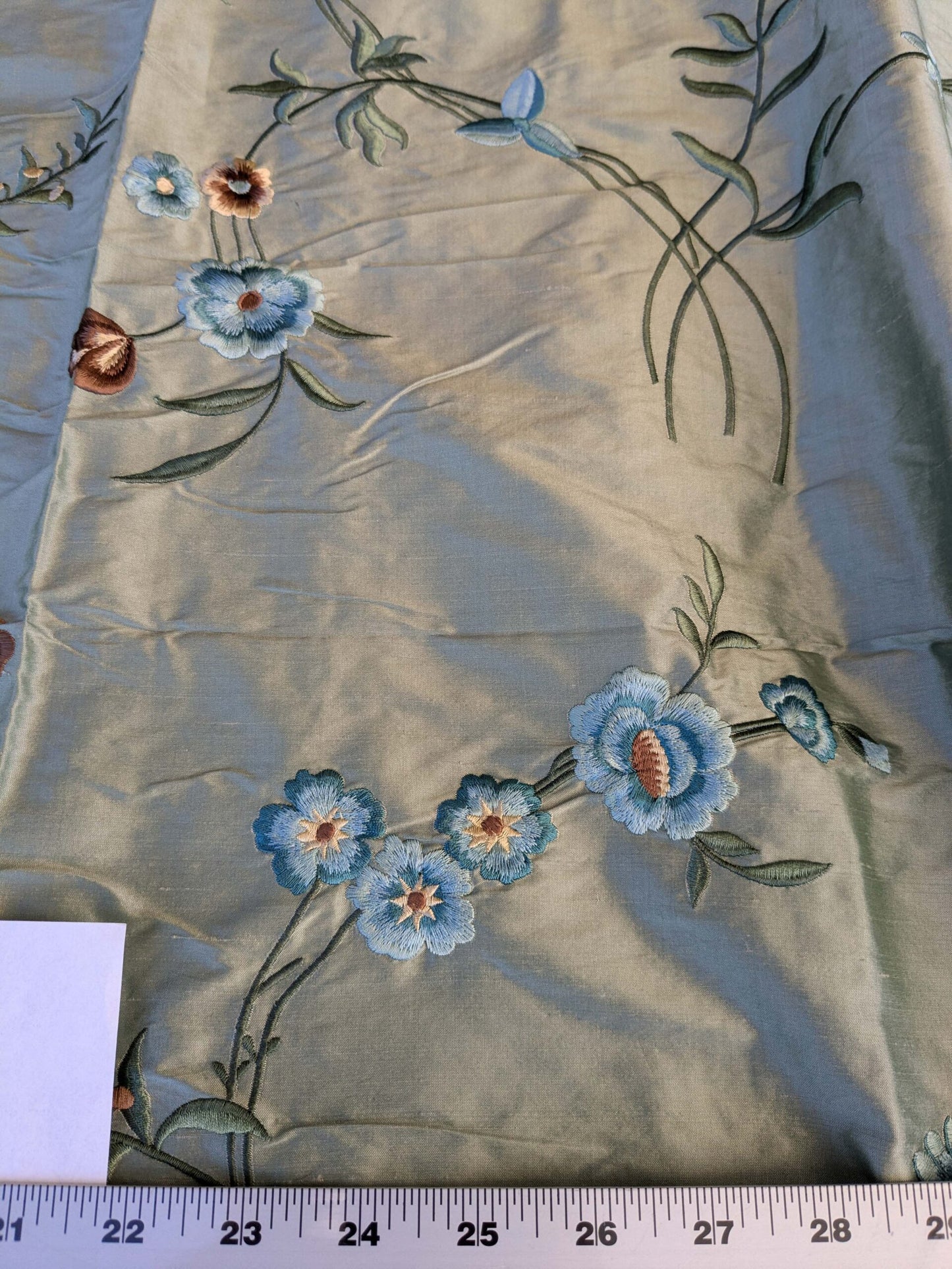 10 EV42 2.4y x 54"w Scalamandre Chahna in Day Lily Gray Silk Embroidery Blue Green Brown daisy Rose Vine &amp; Flower MSRP USD344/y