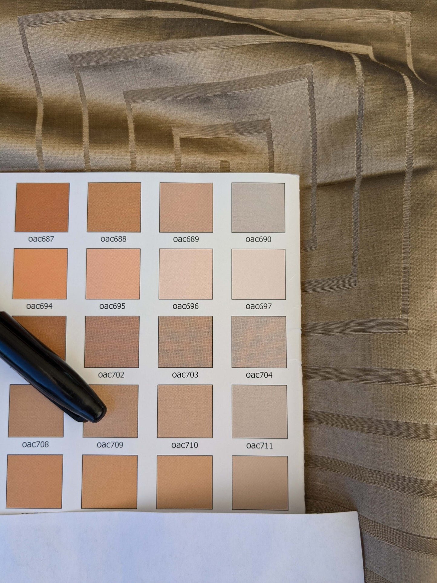 16 EV42 2.4y x 54"w Scalamandre Brown Geometric Art Deco Square Pattern Silk Blend