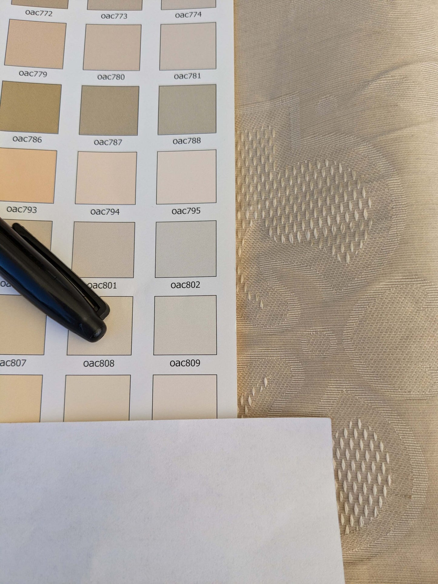 18 EV42 2.4y x 56"w Scalamandre Kilfane Beige Damask Floral Renaissance Silk Blend