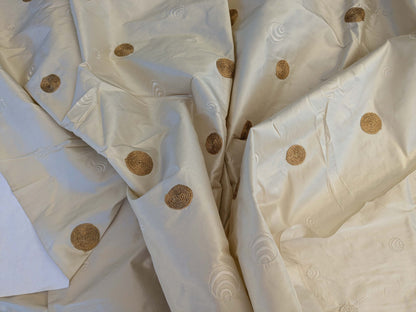 24 EV42 2.4y x 53"w Scalamandre Colony Roma Hokkaido Beige Embroidery Silk Dot Circle Brown