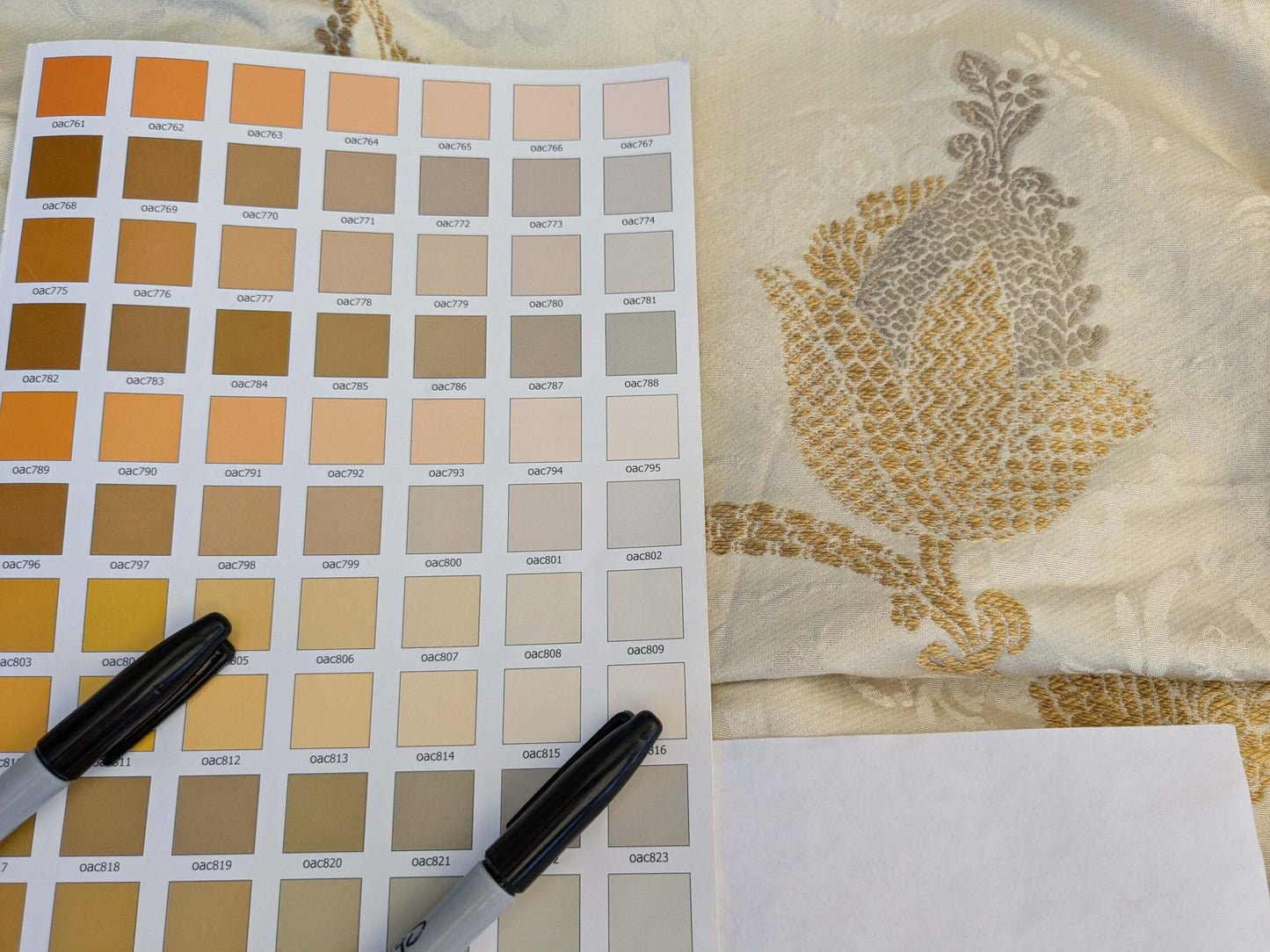 25 EV42 2.4y x 52"w Scalamandre Colony Vivaldi Silver Gold on Ivory Silk Lampas Botanical Foliage MSRP USD 640/y