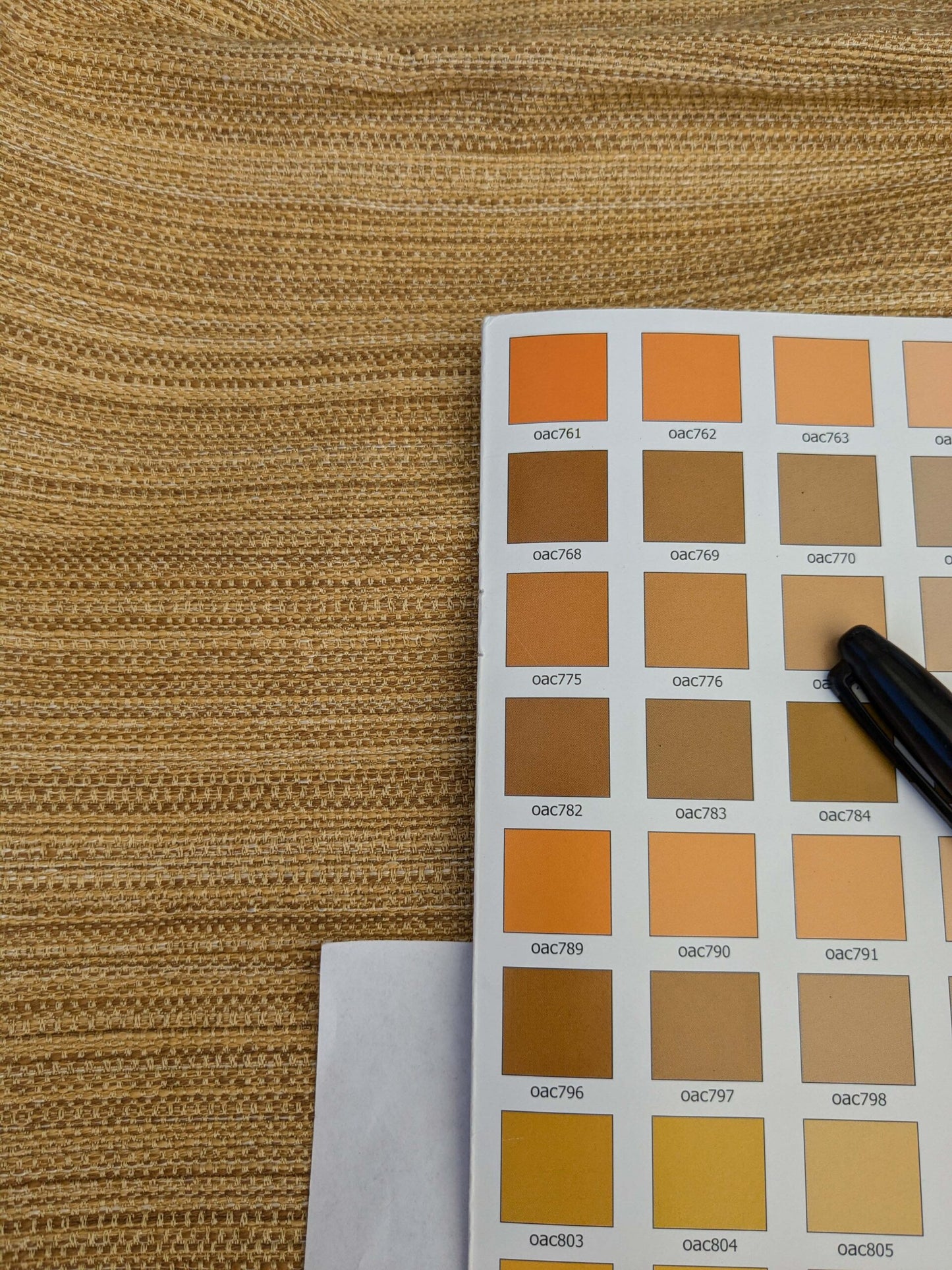 26 EV42 2.2y x 54" Scalamandre Herbeaux Straw Brown Strie Texture Silk Blend