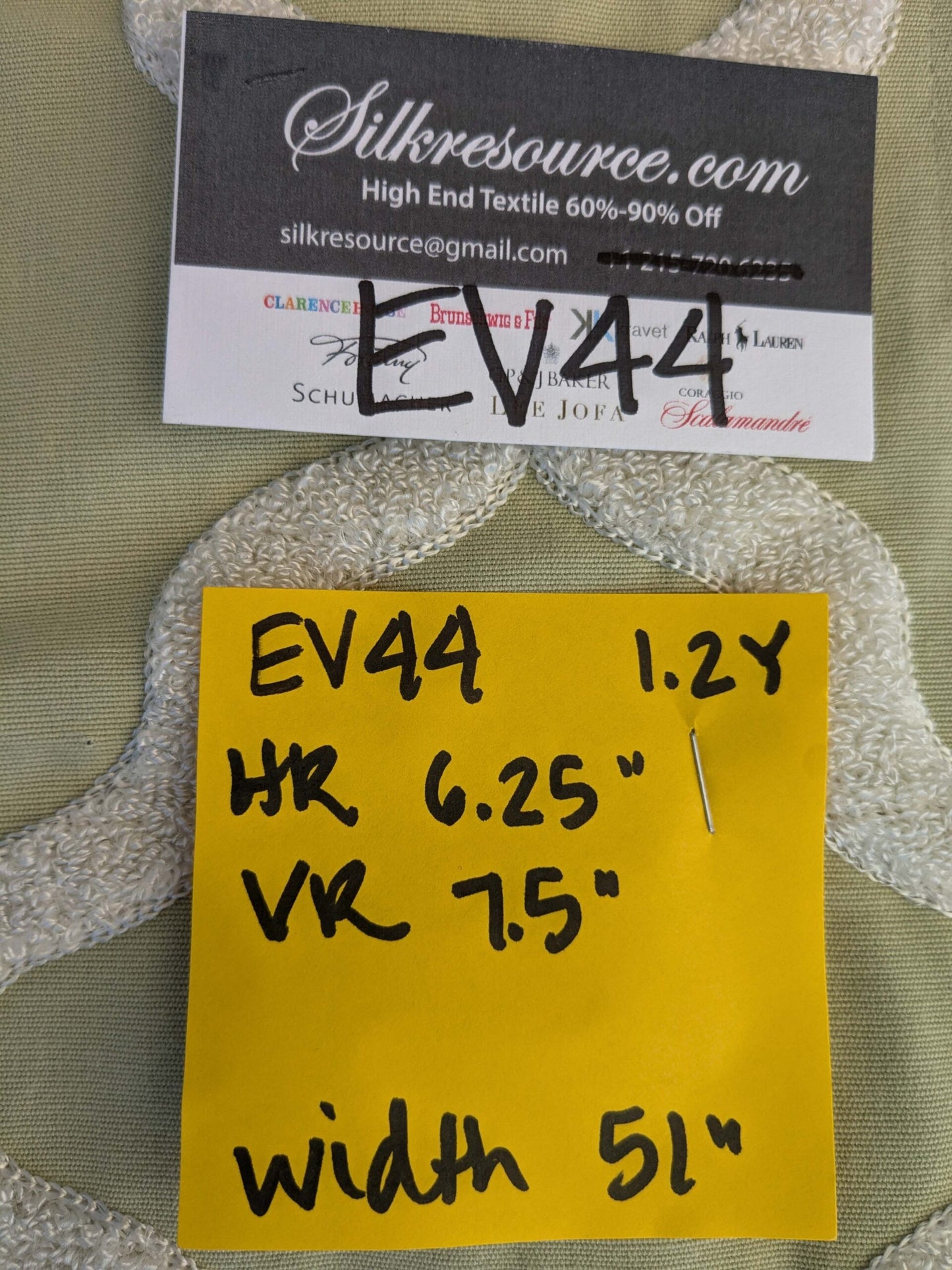 6 EV44 1.2y x 54"w Scalamandre Fonthill Astley Boucle Moss Green White Cream Diamond Ogee MSRP USD 338/Y