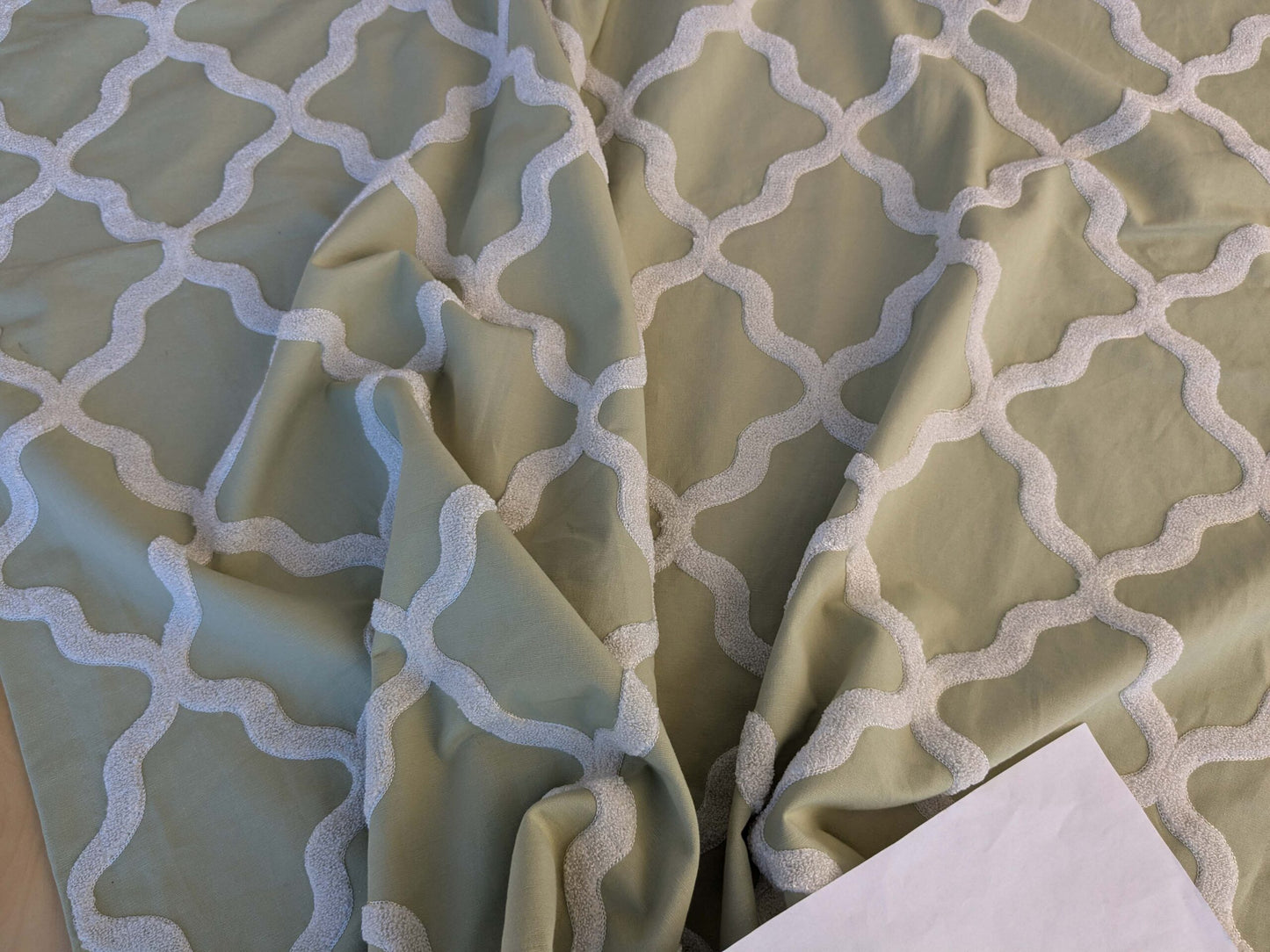 6 EV44 1.2y x 54"w Scalamandre Fonthill Astley Boucle Moss Green White Cream Diamond Ogee MSRP USD 338/Y