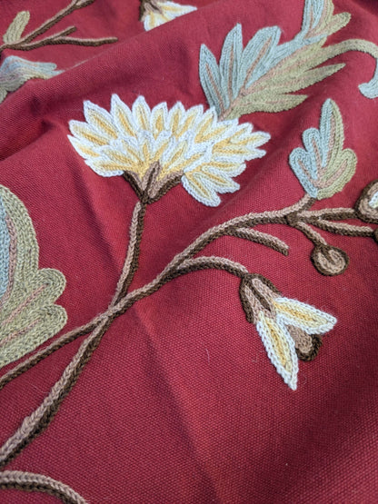 9 EV44 2.4yd x 54"w Scalamandre Jaya Red Wool Chrysanthemum Embroidery On Cotton MSRP USD 216/Y