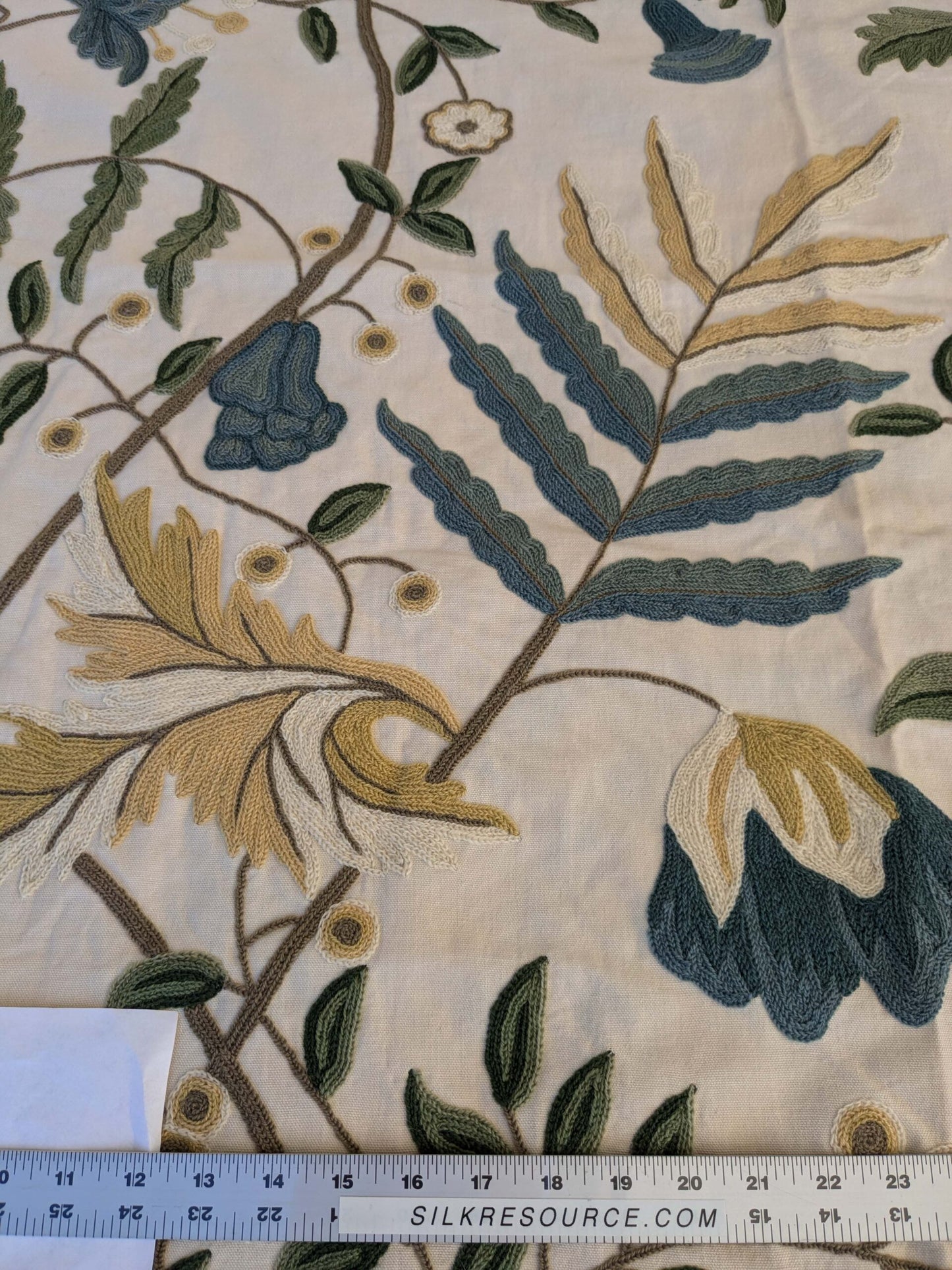 13 EV44 2.2yd x 55" Scalamandre Antoine Blue and White Wool Crewel on Cotton Embroidery  MSRP USD 338/Y