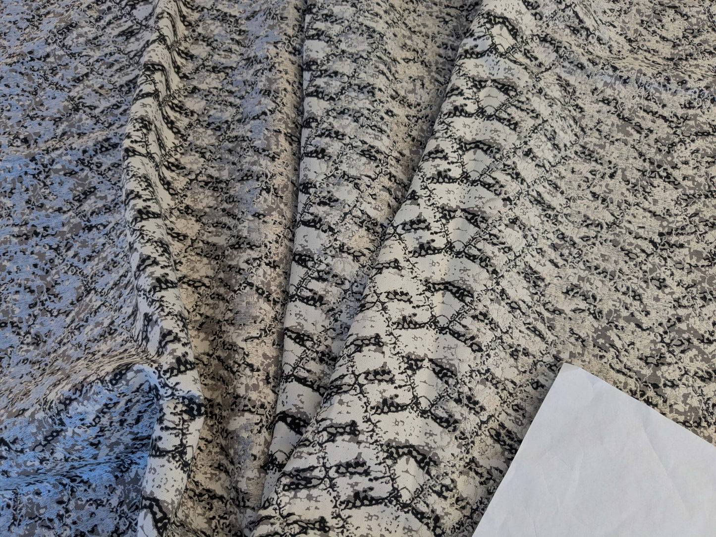 18 EV44 1.2yd Scalamandre Komodo Modern Nature Carbon Gray Black Beige Embroidery Print Abstract