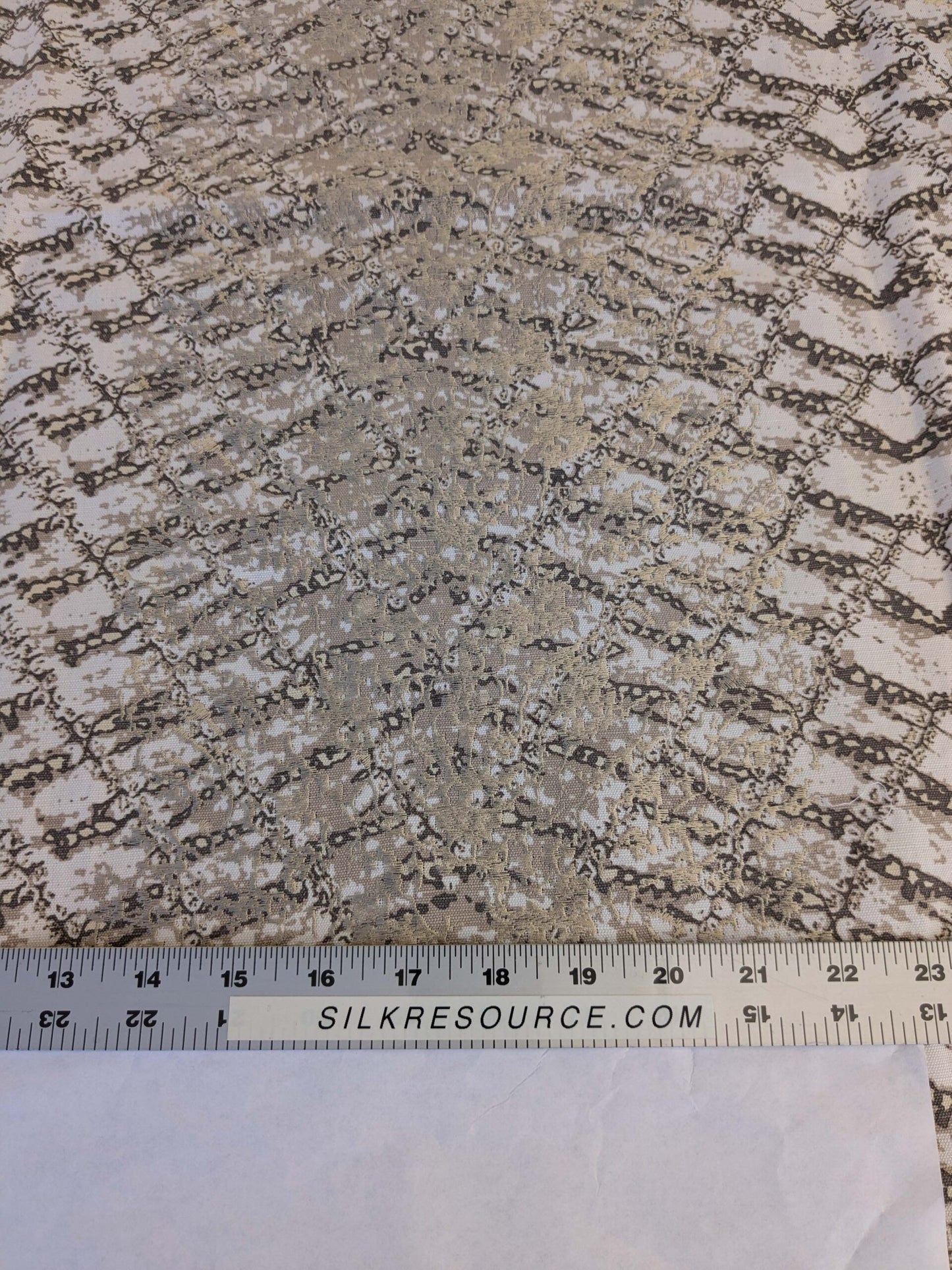19 EV44 1.2yd x 52"w Scalamandre Komodo Modern Nature Carbon Gray Beige Embroidery Print Abstract