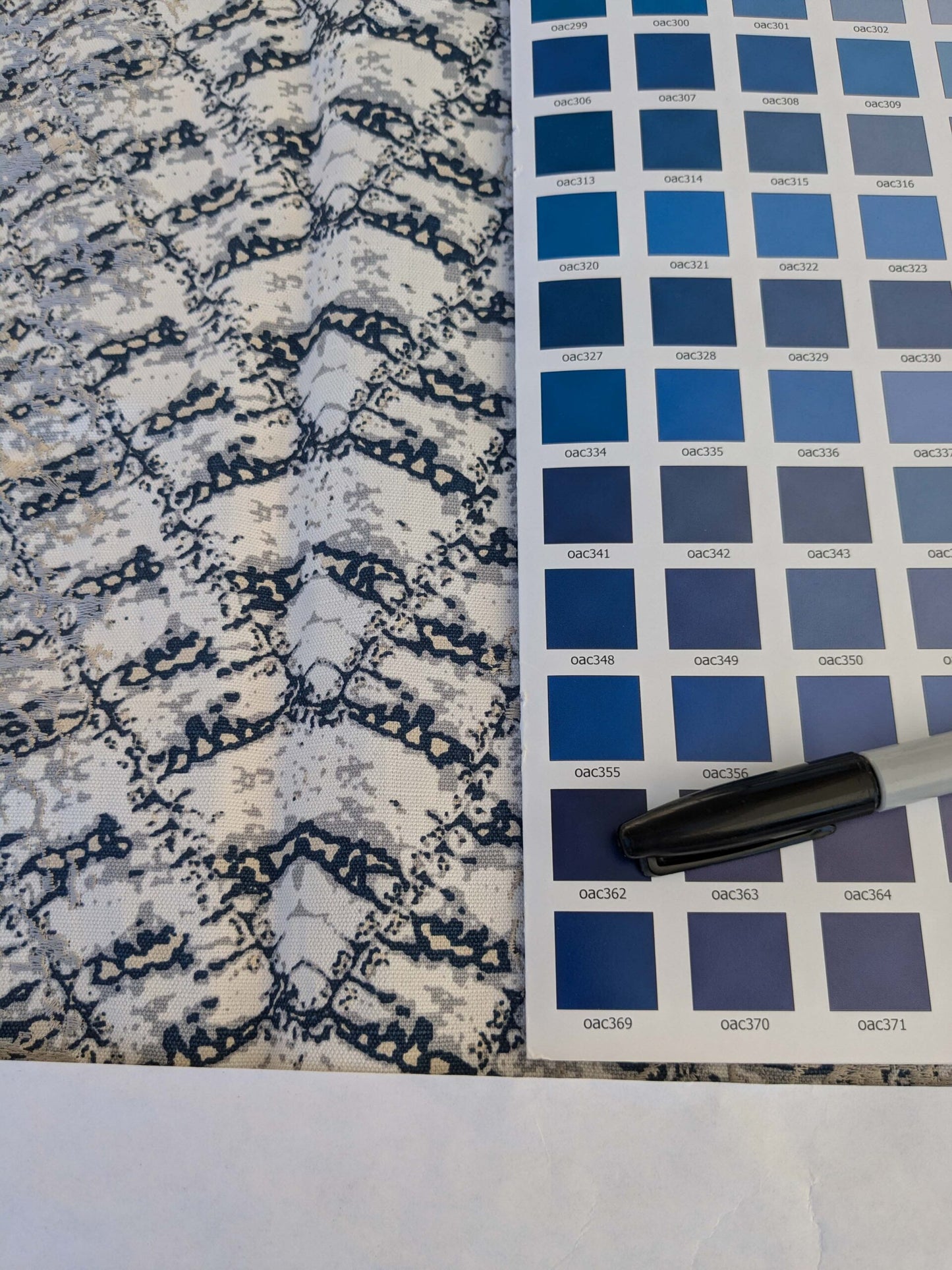 20 EV44 1.2yd x 51"w Scalamandre Komodo Modern Nature Carbon Gray Blue Beige Embroidery Print Abstract