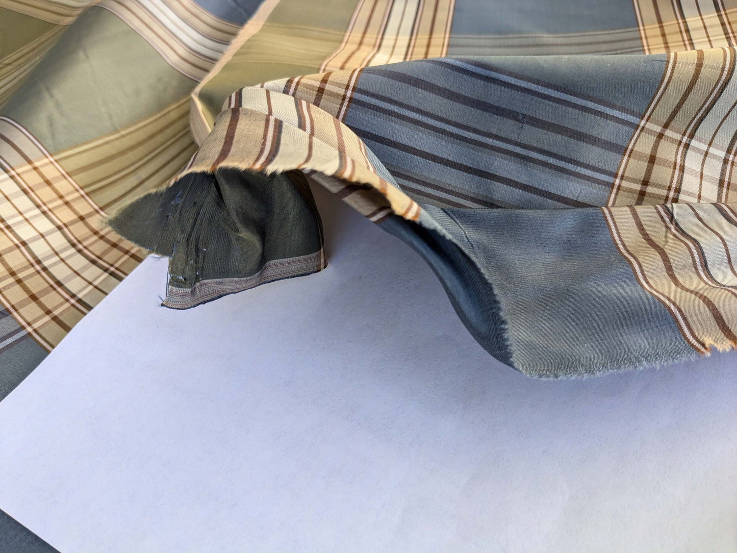 by yard Scalamandre Swan Plaid Silk Plaid Check Tartan Blue Neutral Silk Taffeta Crisp Multi MSRP USD156/y