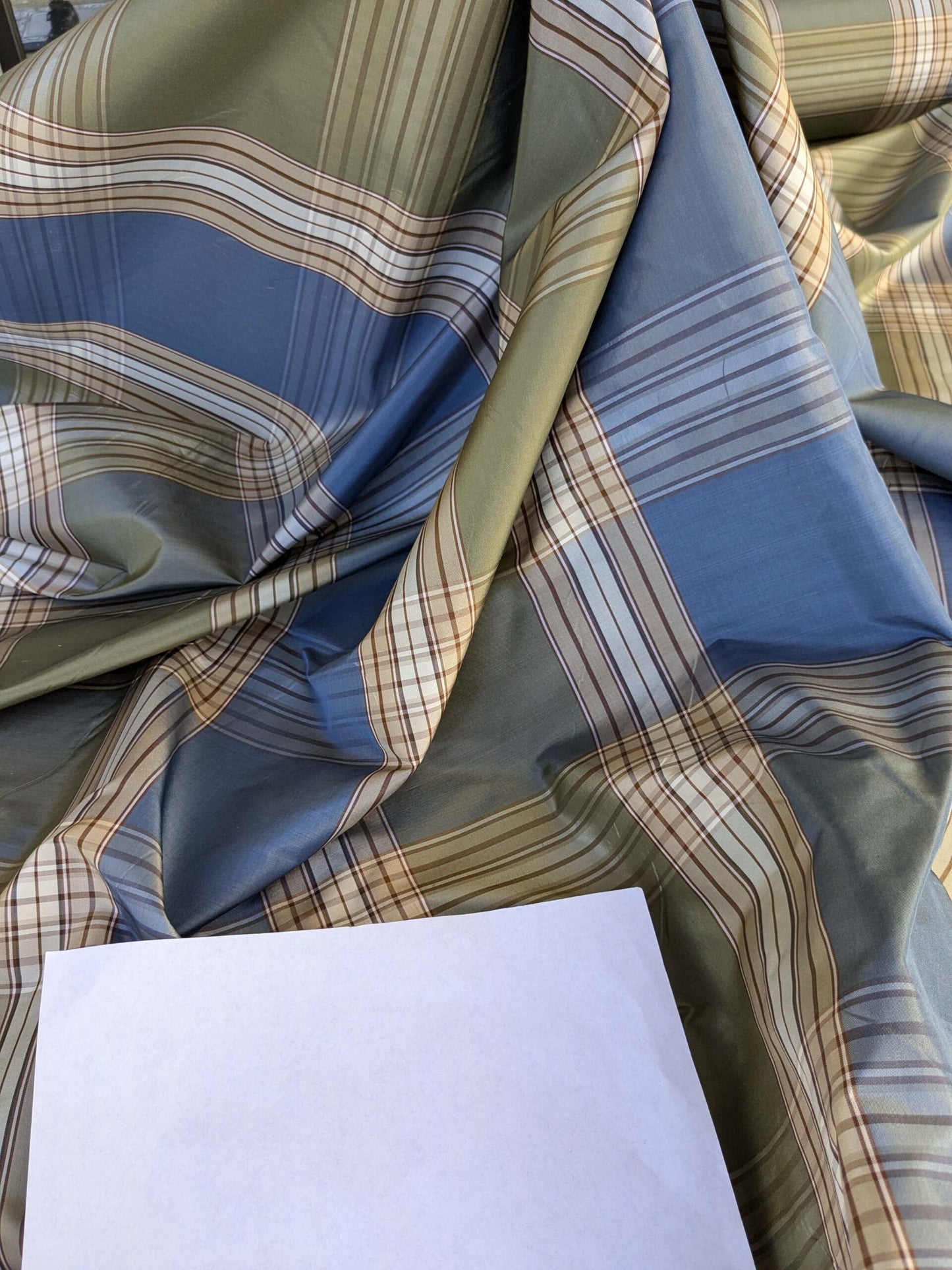 by yard Scalamandre Swan Plaid Silk Plaid Check Tartan Blue Neutral Silk Taffeta Crisp Multi MSRP USD156/y
