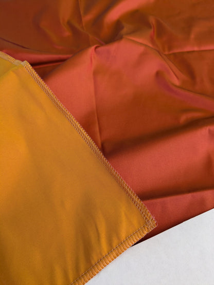 37 EV45 Square Scalamandre Lelievre Paris Psyche Reversible Orange Polyester Solid Taffeta