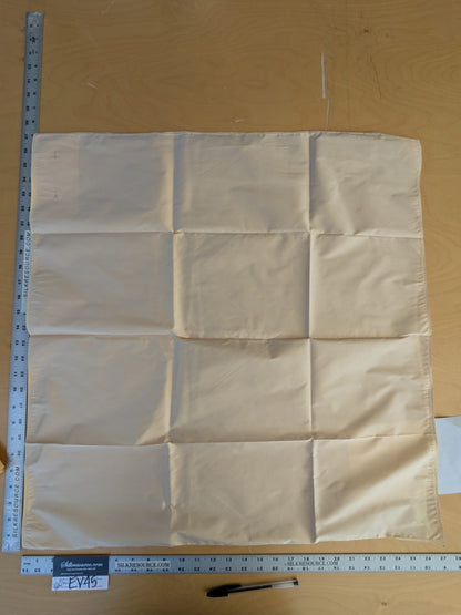 40 EV45 Square 27" x 27" Scalamandre Lelievre Paris Psyche Reversible Vanille Beige Polyester Solid Taffeta