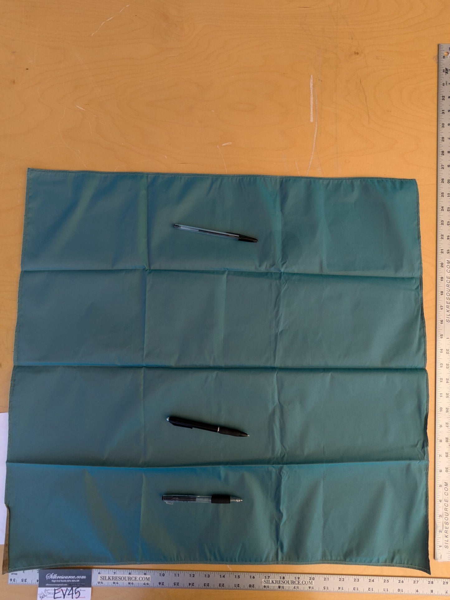 47 EV45 Square Scalamandre Lelievre Paris Psyche Reversible Turquoise Blue Polyester Solid Taffeta(Faint Spots)