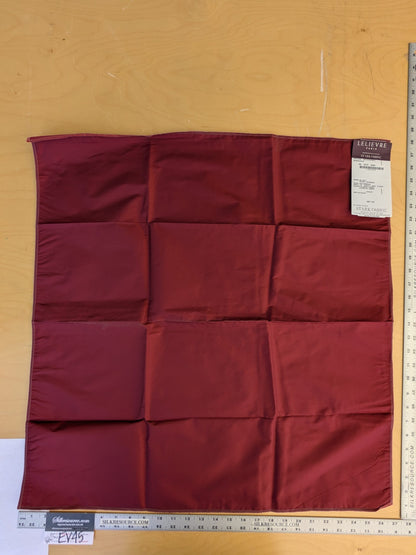 53 EV45 Square Scalamandre Lelievre Paris Psyche Reversible Bordeaux Red Polyester Solid Taffeta