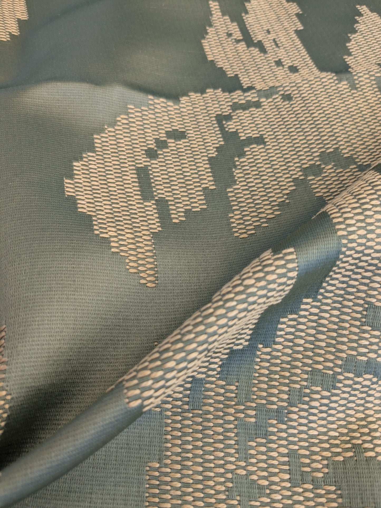 68 EV45 Square Lelievre Scalamandre Asuka Jacquards Green Abstract Botanical MSRP USD 688/Y