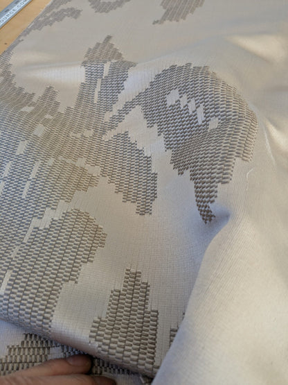 69 EV45 Square Lelievre Scalamandre Asuka Jacquards Beige Abstract Botanical MSRP USD 688/Y