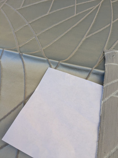 73 EV45 Square Scalamandre Lelievre Paris Reso Gray Jacquard Art Deco Abstract Graphic MSRP USD 626/y