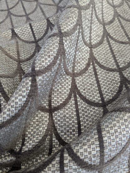 74 EV45 Square Scalamandre Lelievre Paris Parure M1 Heron Gray Geometric Small Scale Polyester MSRP USD334/y