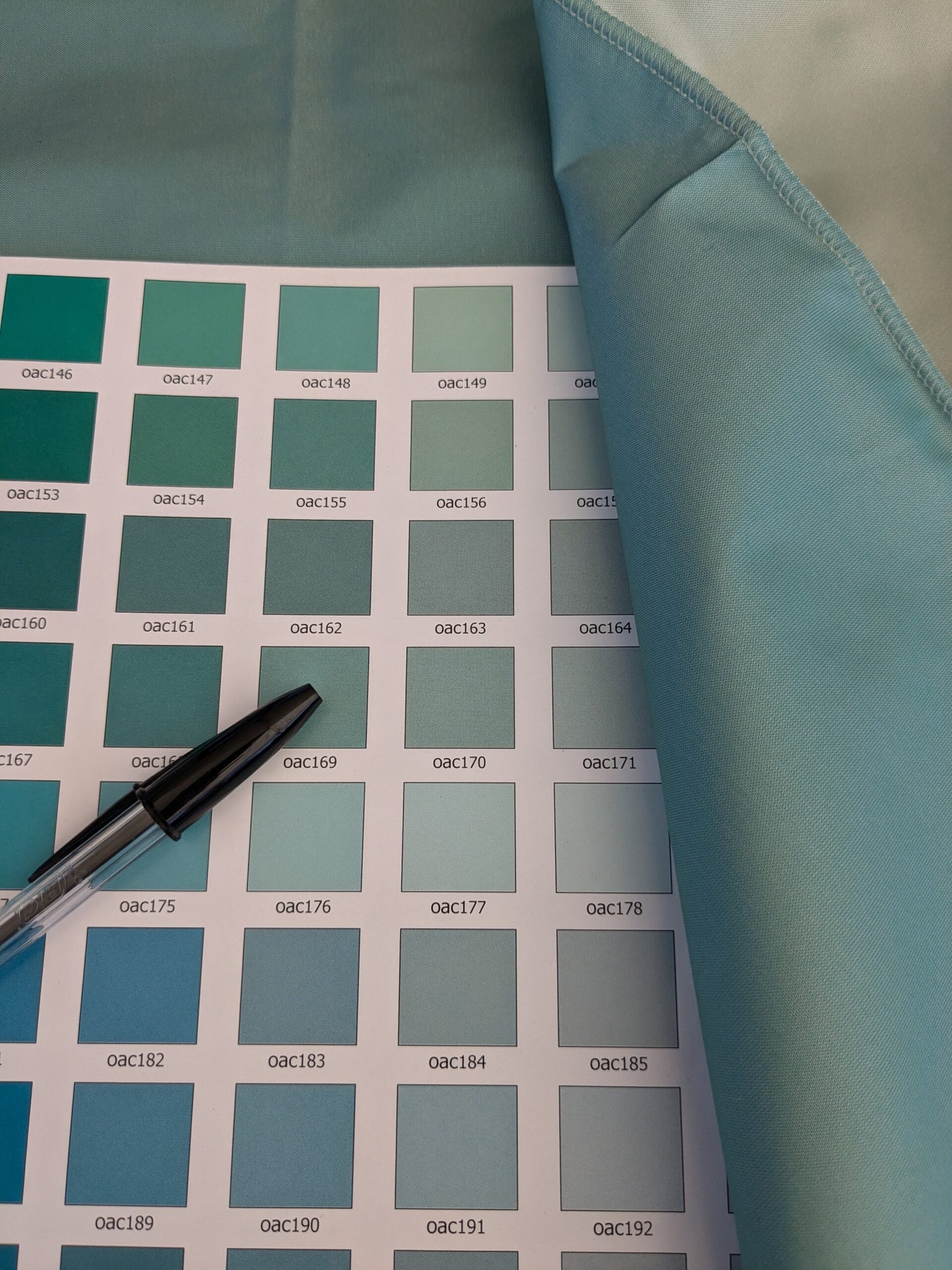 81 EV45 Square Scalamandre Lelievre Paris Psyche Reversible Jade Aqua Polyester Solid Taffeta