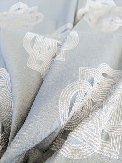 36 EV45 Silk blend Square 30" x 25" Scalamandre Old World Weaver Lockette Storm Gray White Geometric Medallion Brown Small Jacquard