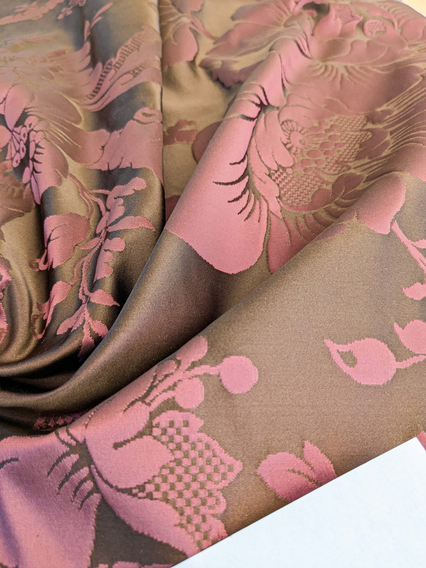 10 EV45 Silk Square 25" x 25"  Tassinari and Chatel Argenson Brun Deep Red Floral Botanical Foliage MSRP USD 1200+/y