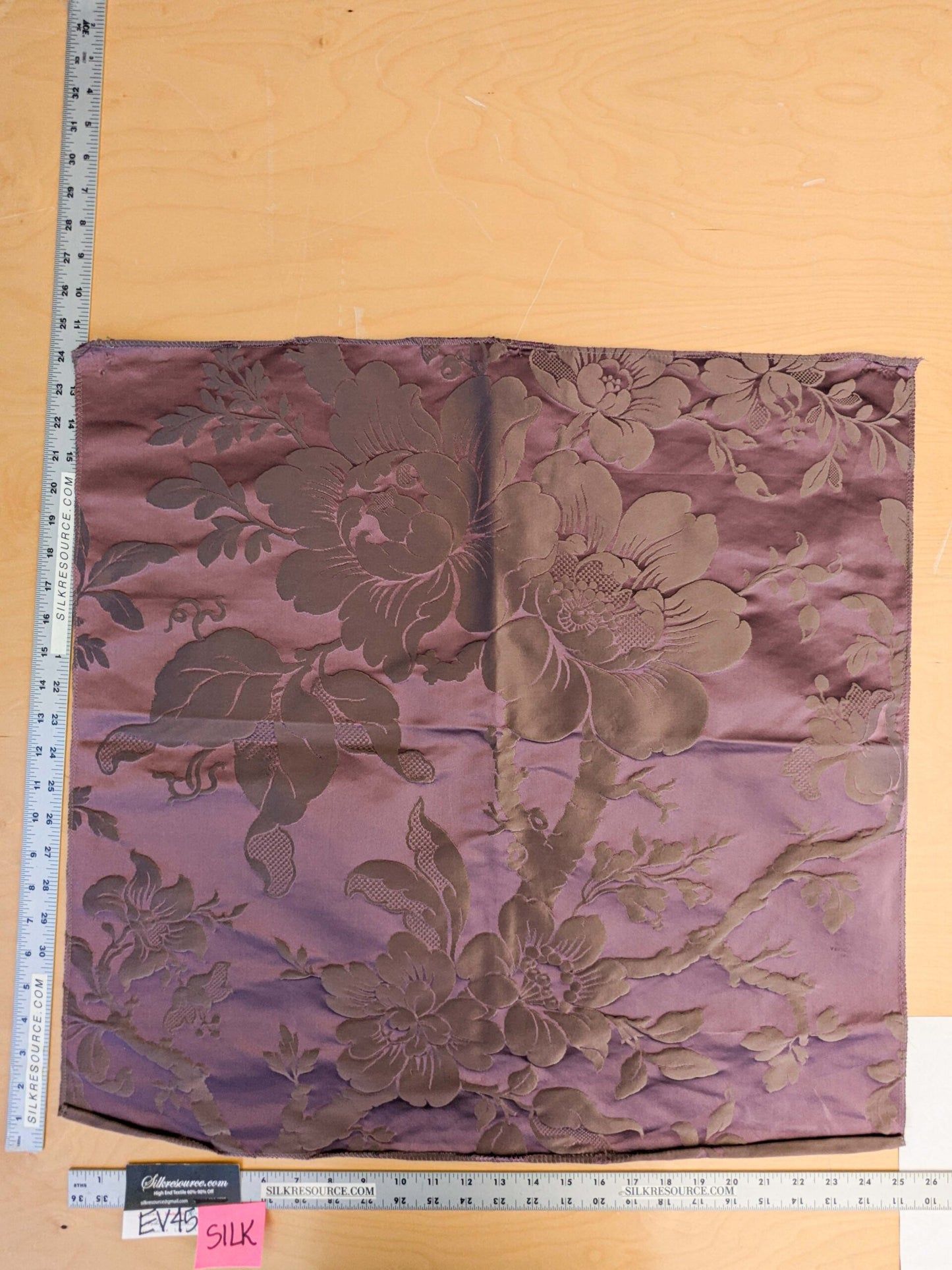 11 EV45 Silk Square 24" x 25"  Tassinari and Chatel Argenson Amethyste Purple Floral Botanical Foliage MSRP USD 1200+/y