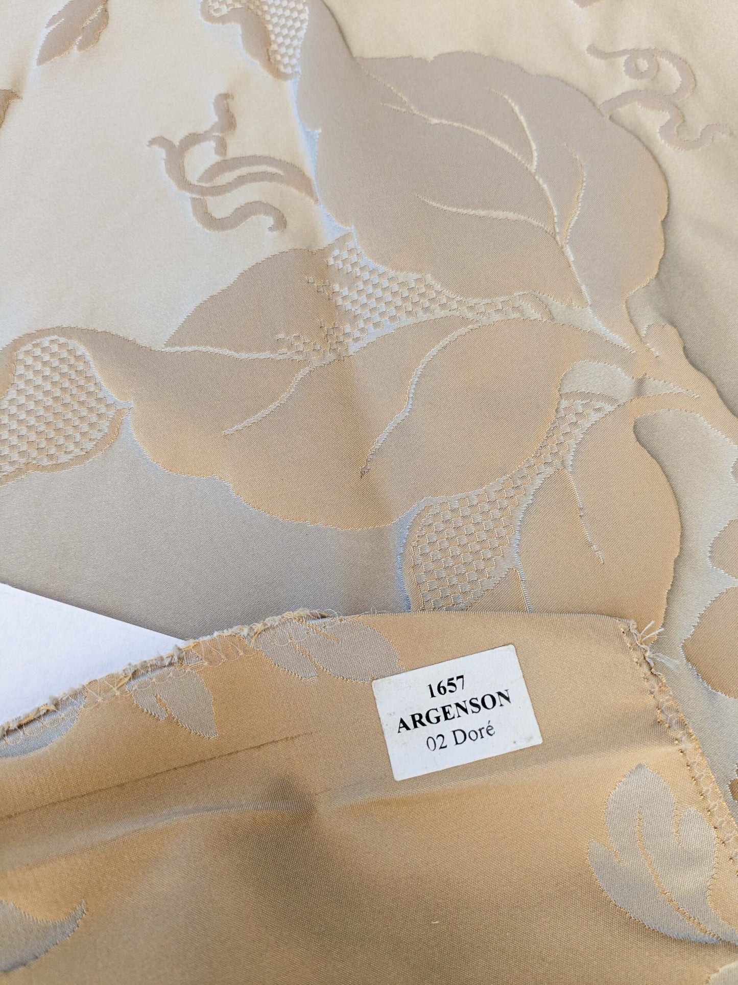 15 EV45 Silk Square 24" x 25"  Tassinari and Chatel Argenson Dore Beige Floral Botanical Foliage MSRP USD 1200+/y Small Tape Stain