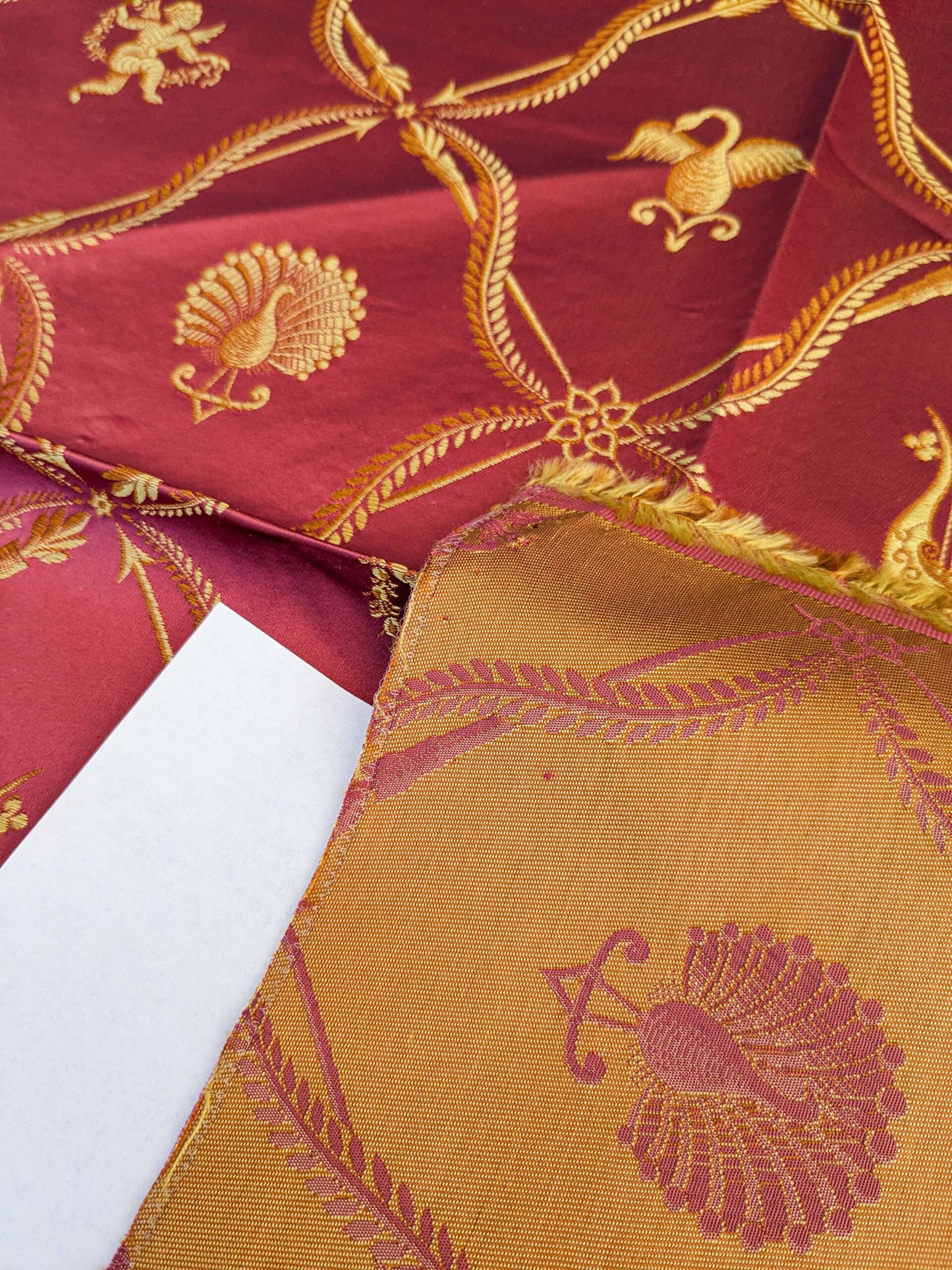 20 EV45 Silk Square 25" x 25" Lelievre Paris Lampas Suchet Red Gold Bird Animal Diamond Ogee Historic