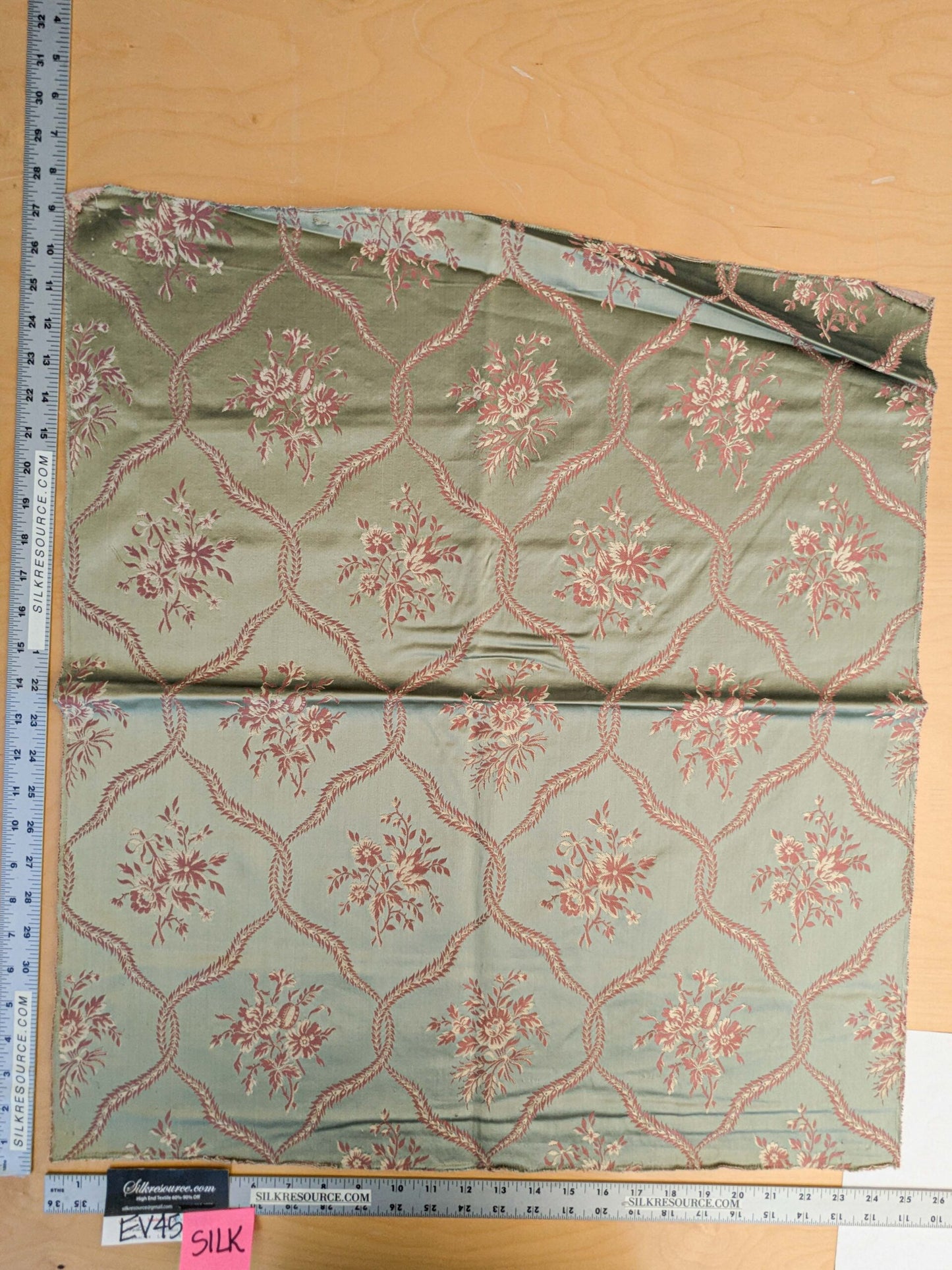 21 EV45 Square 27" x 25" Lelievre Paris Fragonard Fleuve Velvet Green Diamond Ogee Floral Viscose MSRP USD 838/y