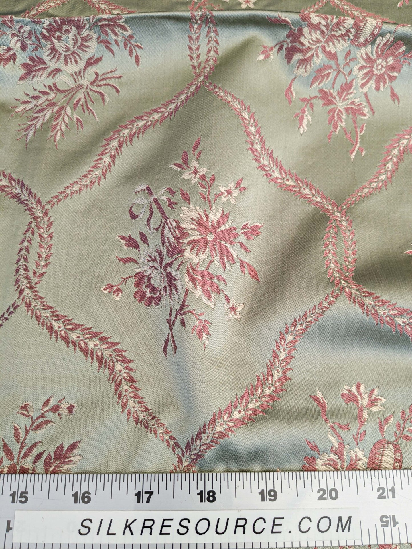 21 EV45 Square 27" x 25" Lelievre Paris Fragonard Fleuve Velvet Green Diamond Ogee Floral Viscose MSRP USD 838/y