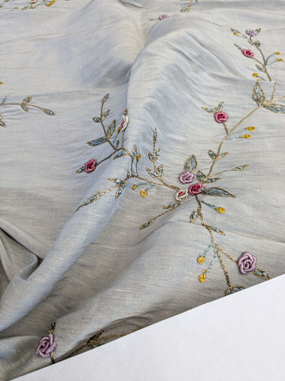 30 EV45 Silk Blend Square 26" x 26" Scalamandre Old World Weavers Nilima Barely Blue Delicate Floral Vine Linen Silk Embroidery