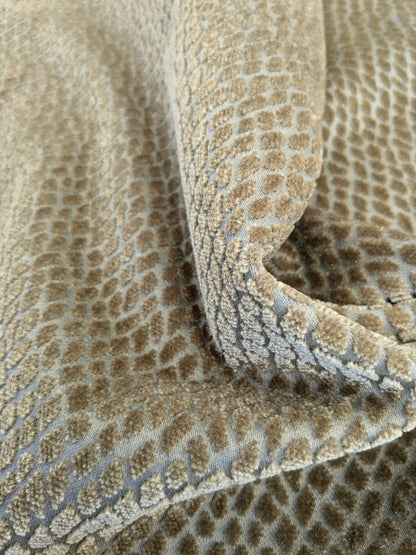 6 EV46 Velvet 27" x 26" Square Scalamandre Iguana Brown Small Scale Silk Cotton Jacquard Velvet MSRP USD800+/y