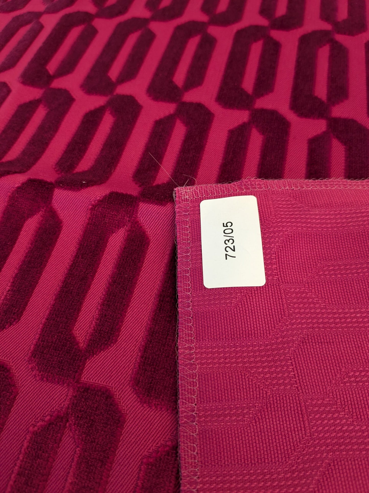 17 EV46 Velvet Square Scalamandre Lelievre Paris Typo M1 Red Polyester Geometric Graphic MSRP USD 474/y