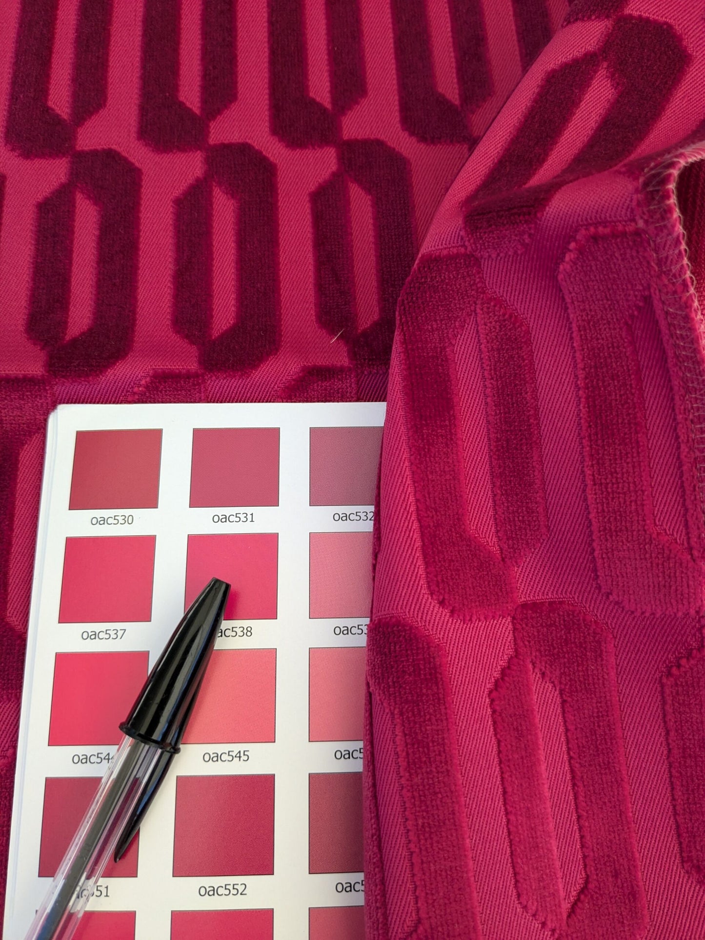 17 EV46 Velvet Square Scalamandre Lelievre Paris Typo M1 Red Polyester Geometric Graphic MSRP USD 474/y