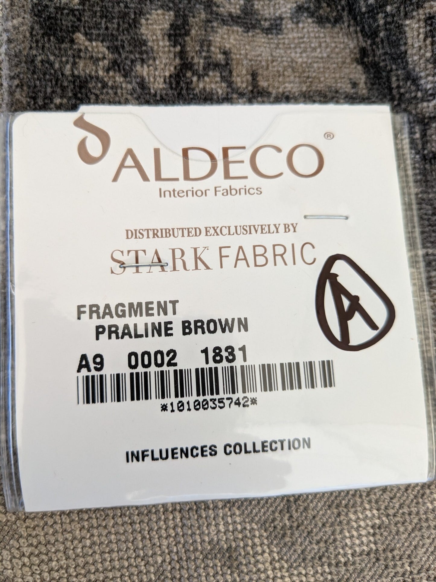 29 EV46 27" x 27" Velvet Square Scalamandre Aldeco Fragment Praline Brown Abstract MSRP USD 326/y